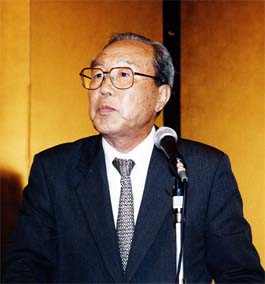 ���e��ȏ�A�����R�c�̂��\���Ĉ��A���q�ׂ镟��������